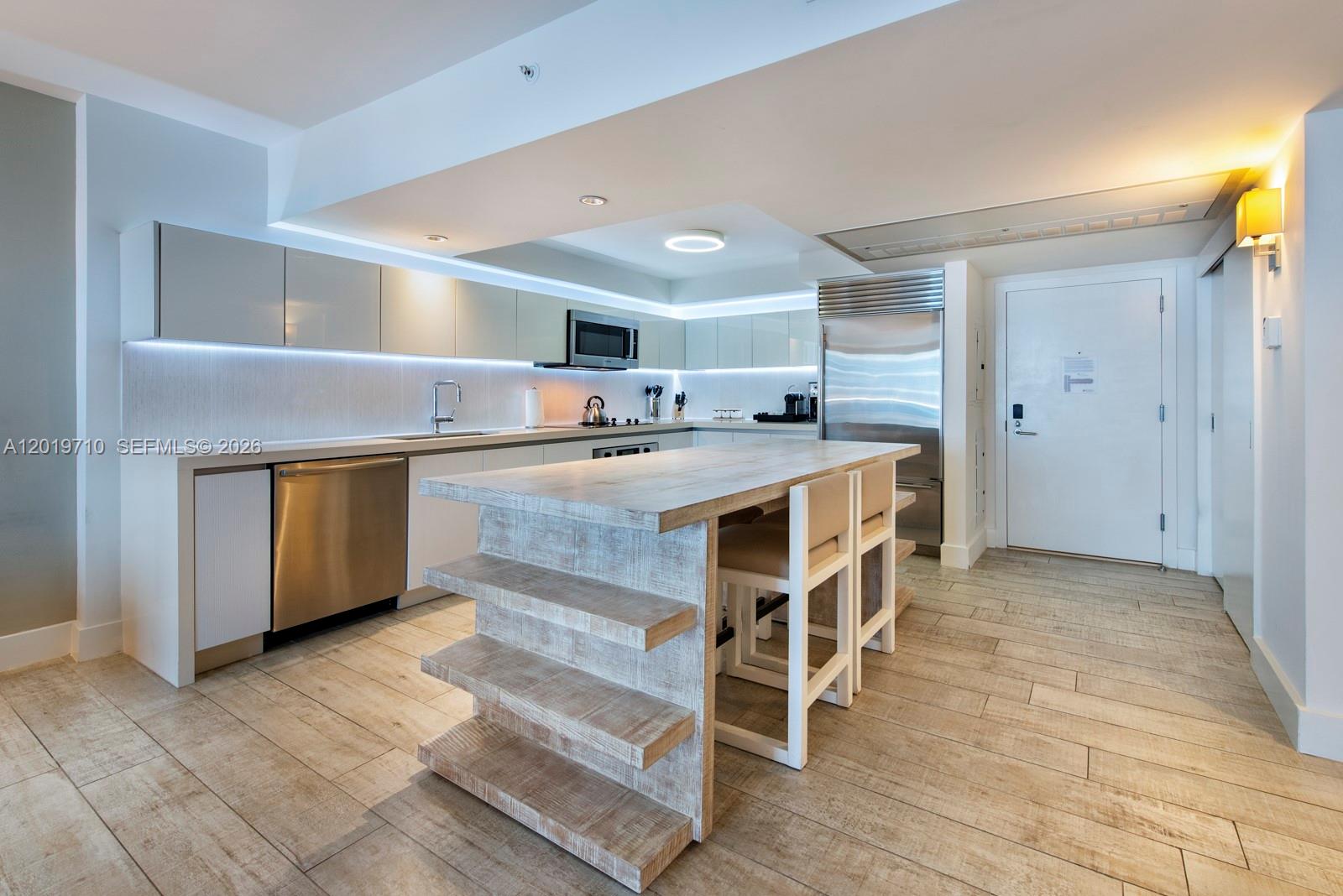 102 24th St 1012