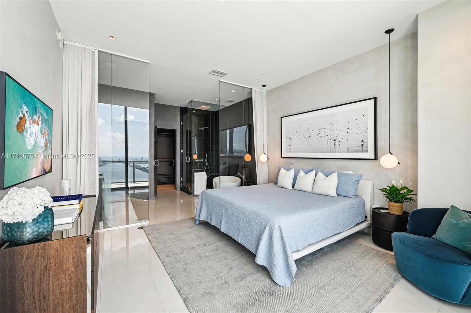 GRAN PARAISO CONDO - Residential