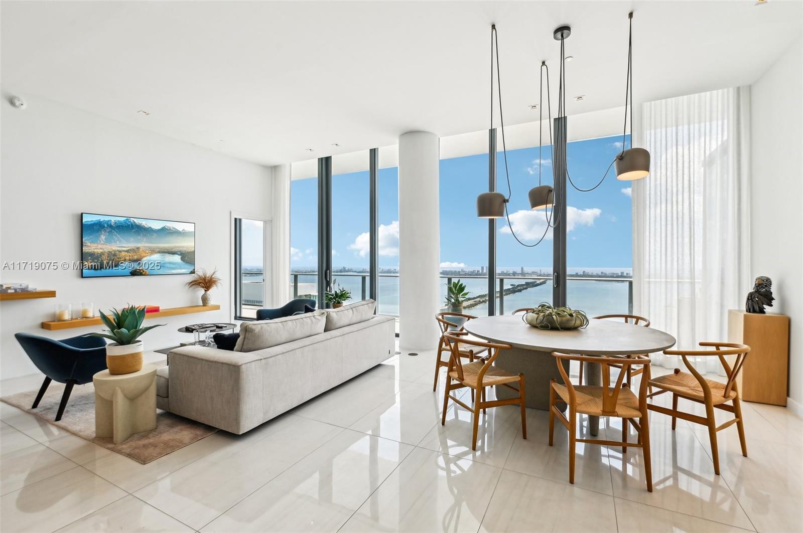 Property for Sale at 480 Ne 31st St Ph5402, Miami, Broward County, Florida - Bedrooms: 3 
Bathrooms: 5  - $4,450,000