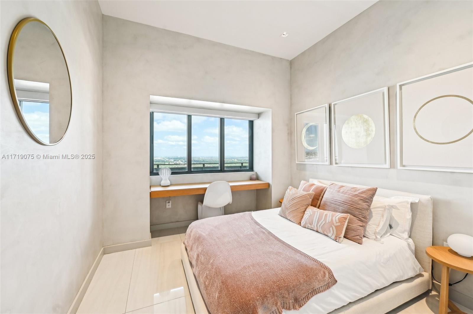 GRAN PARAISO CONDO - Residential