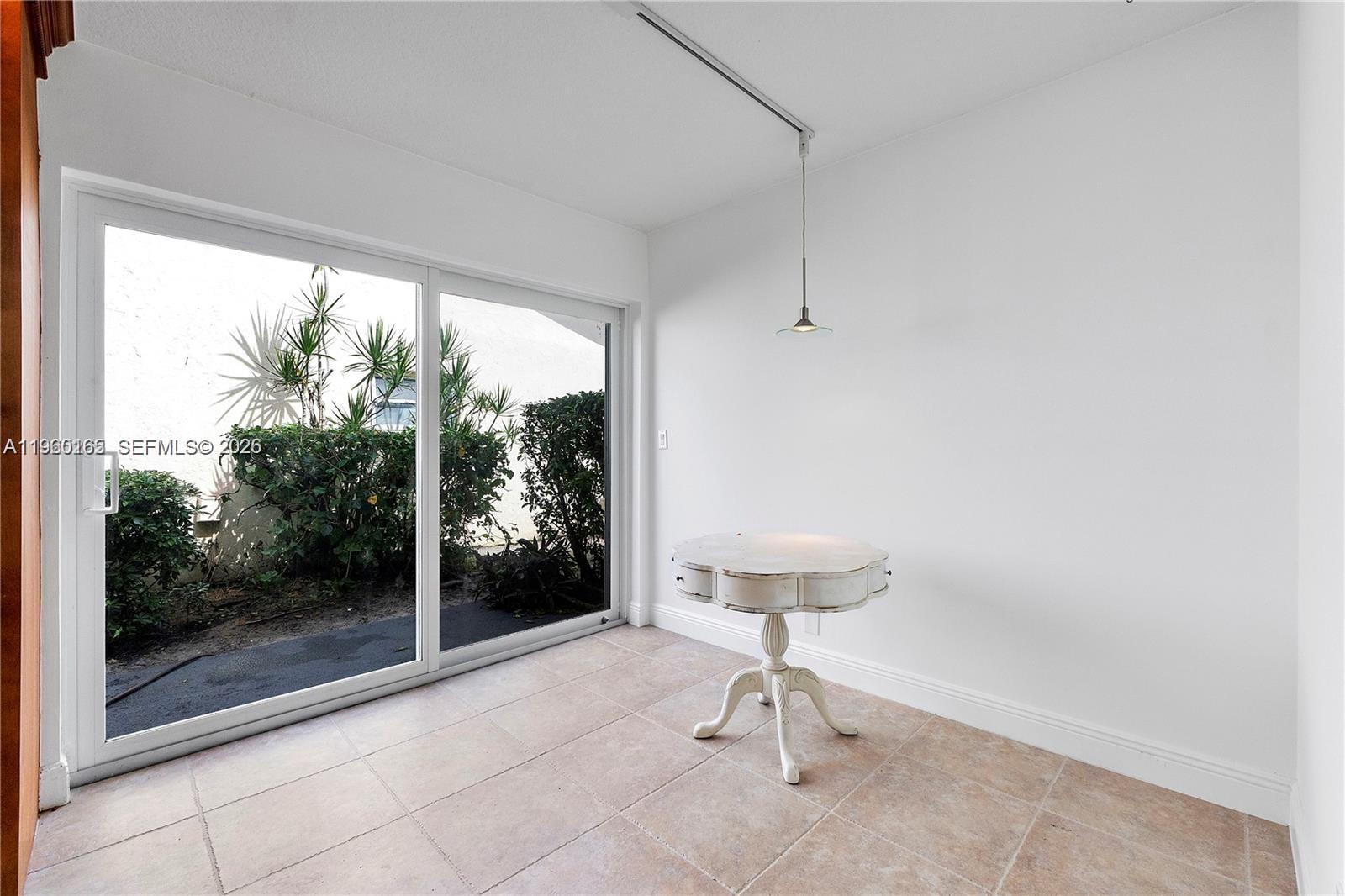 CAMEO WOODS CONDO - Residential