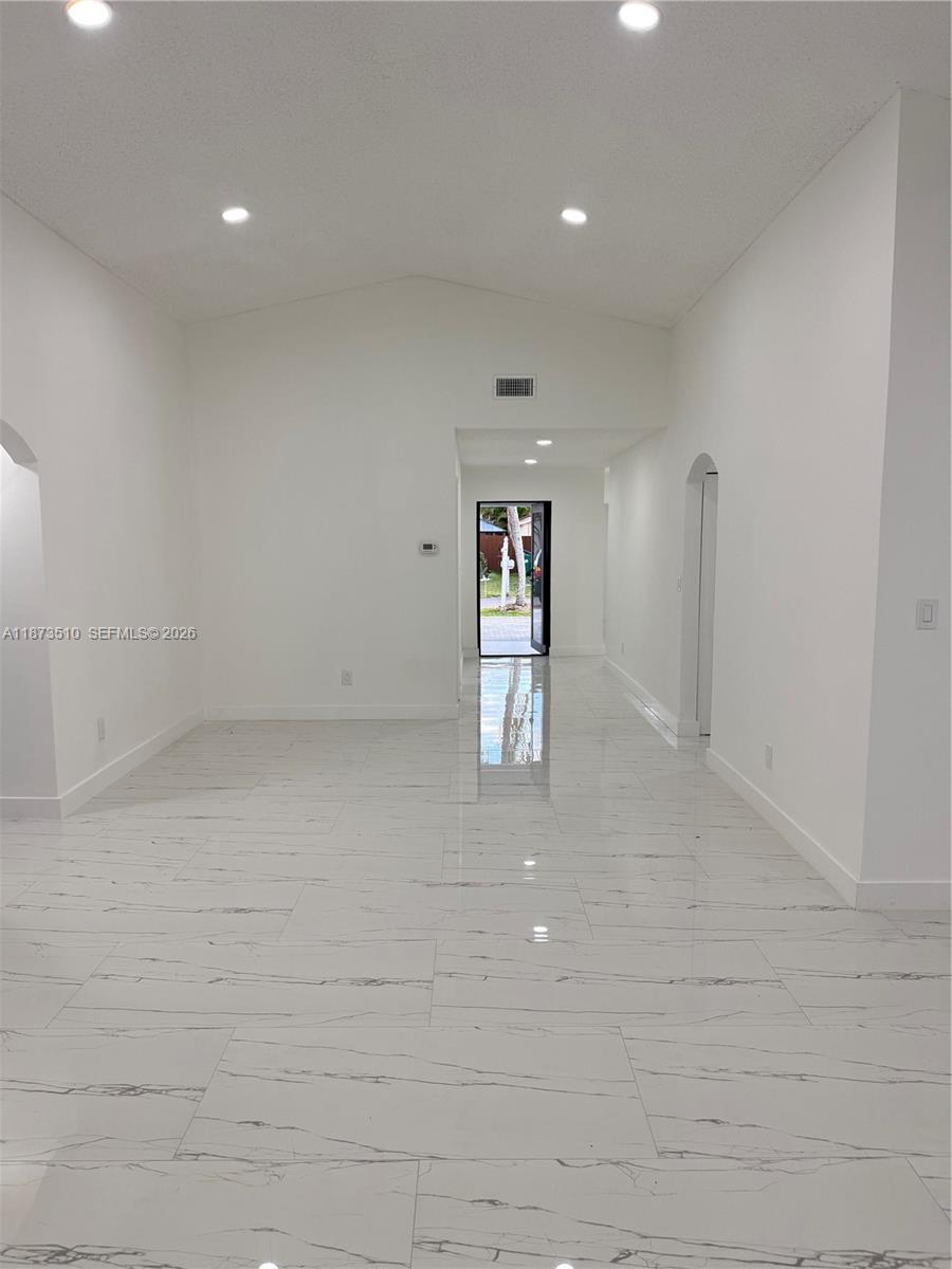 LAGO MAR SOUTH - Residential Lease