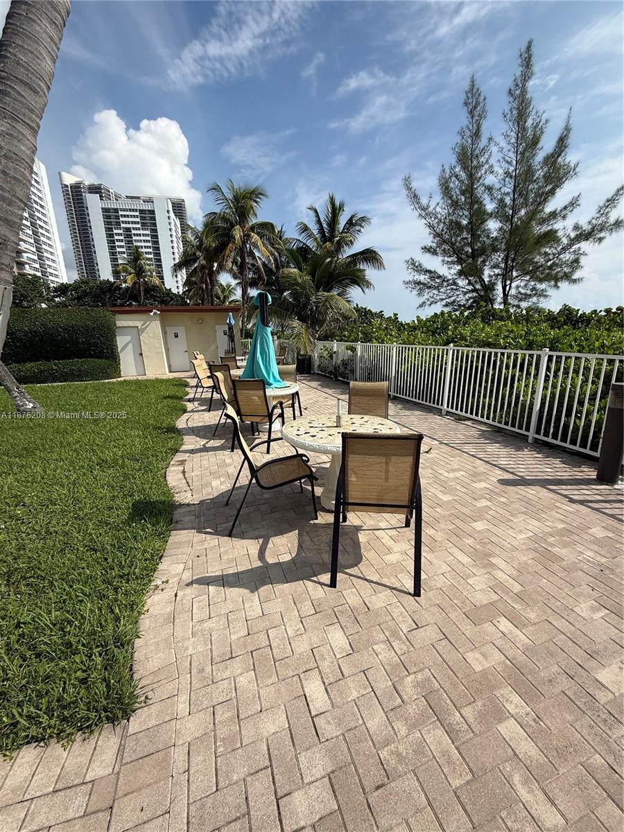 TAROMINA APTS CO-OP - Residential