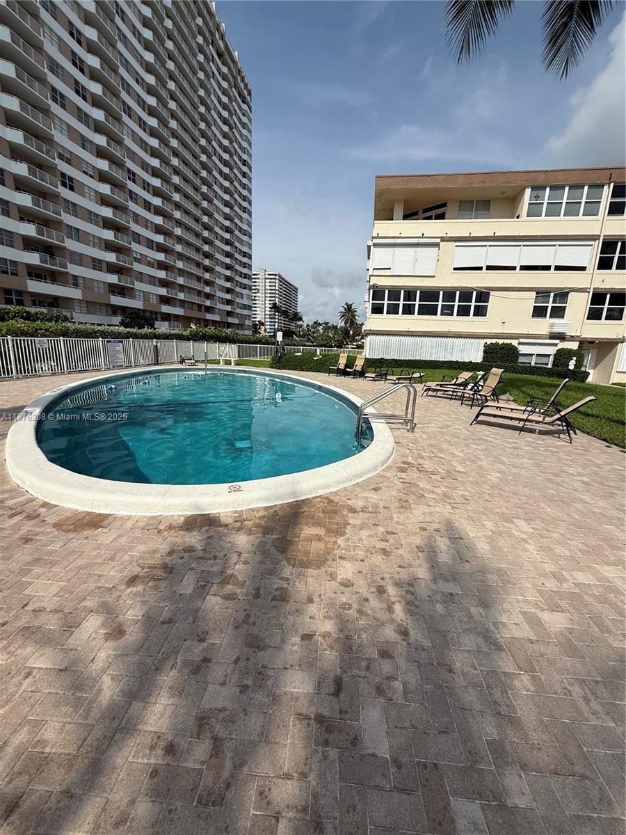 TAROMINA APTS CO-OP - Residential