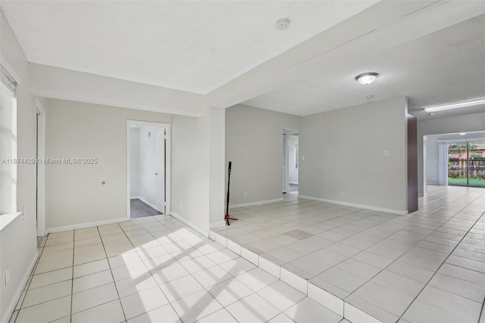 WOODLAND PARK AMD PLAT - Residential