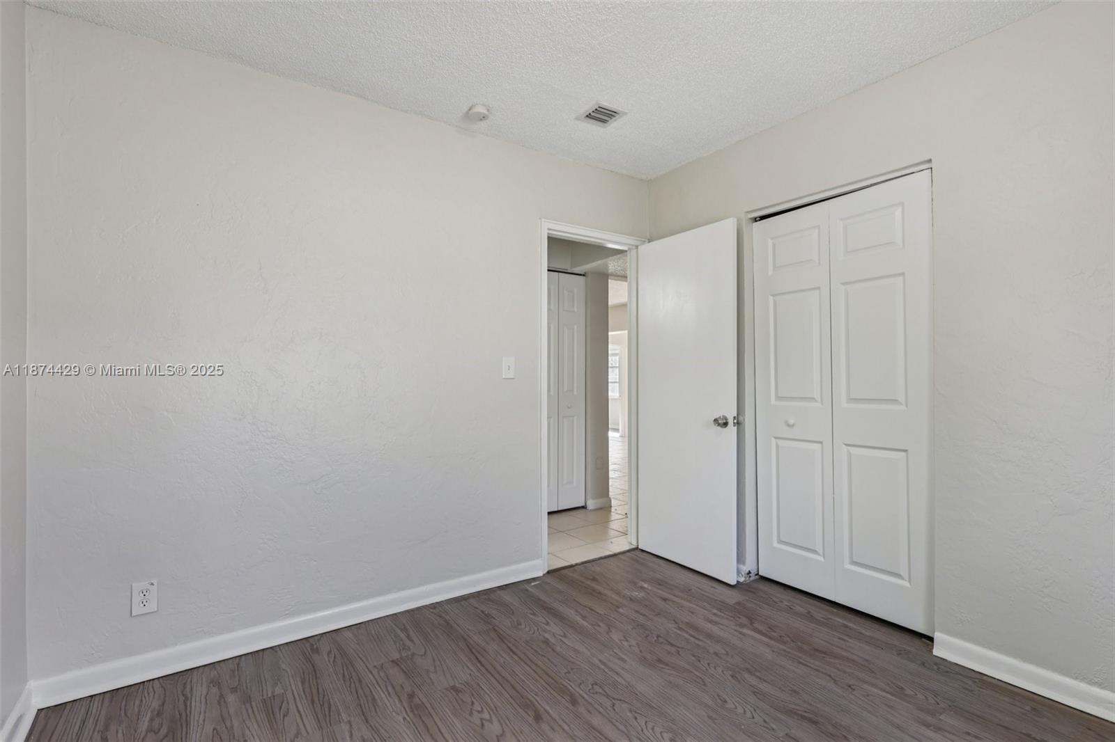 WOODLAND PARK AMD PLAT - Residential