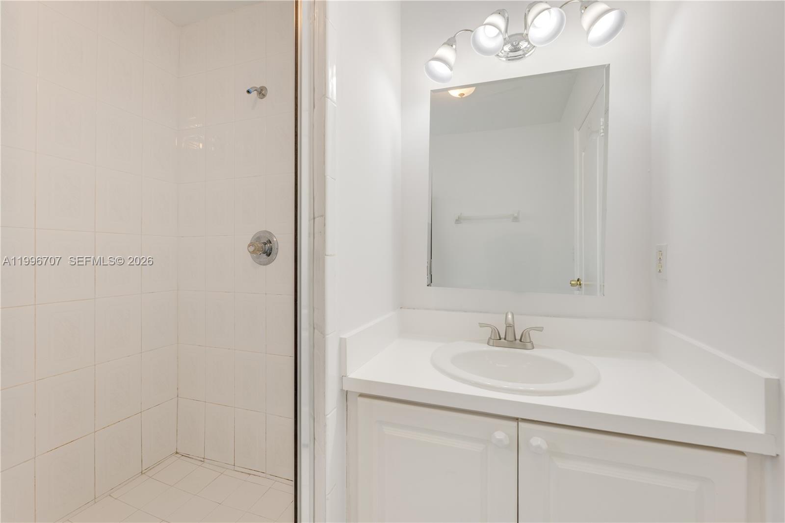 AMD MIAMI SUBURBAN AC - Residential Lease