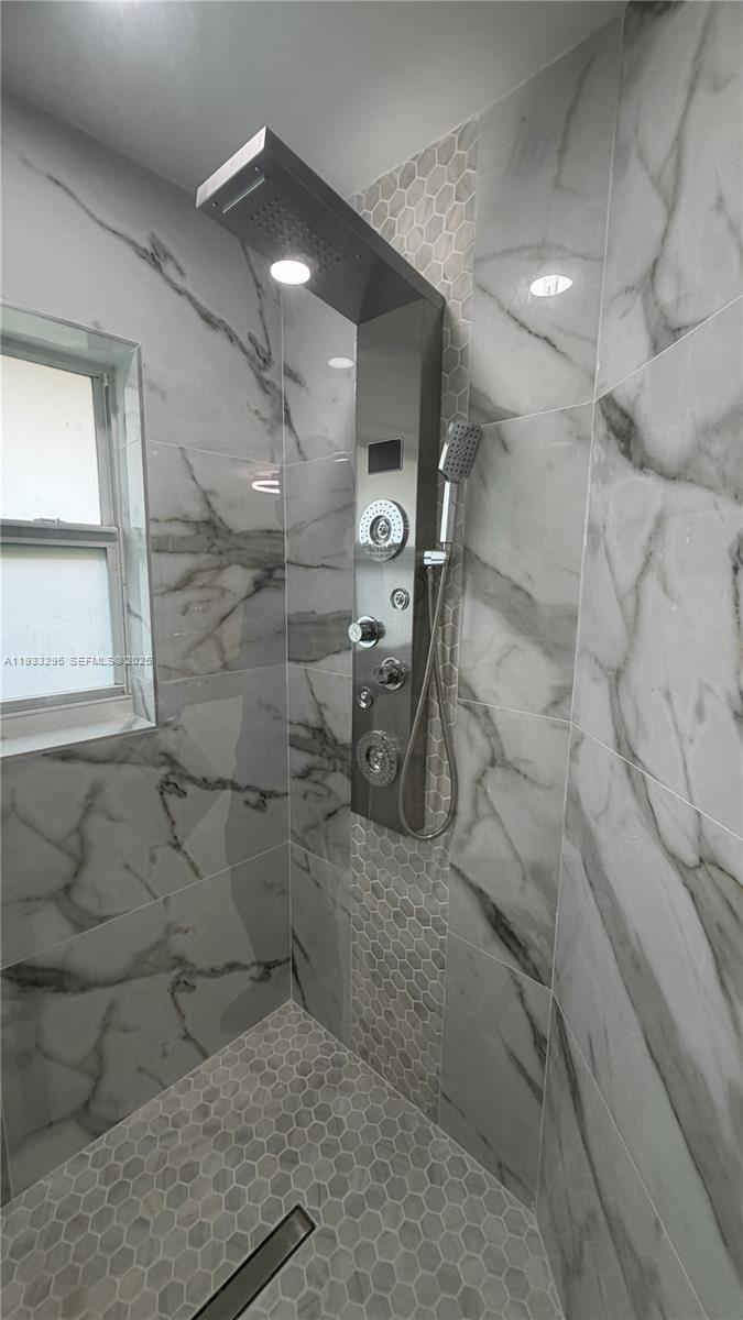 CYPRESS RUN - Residential