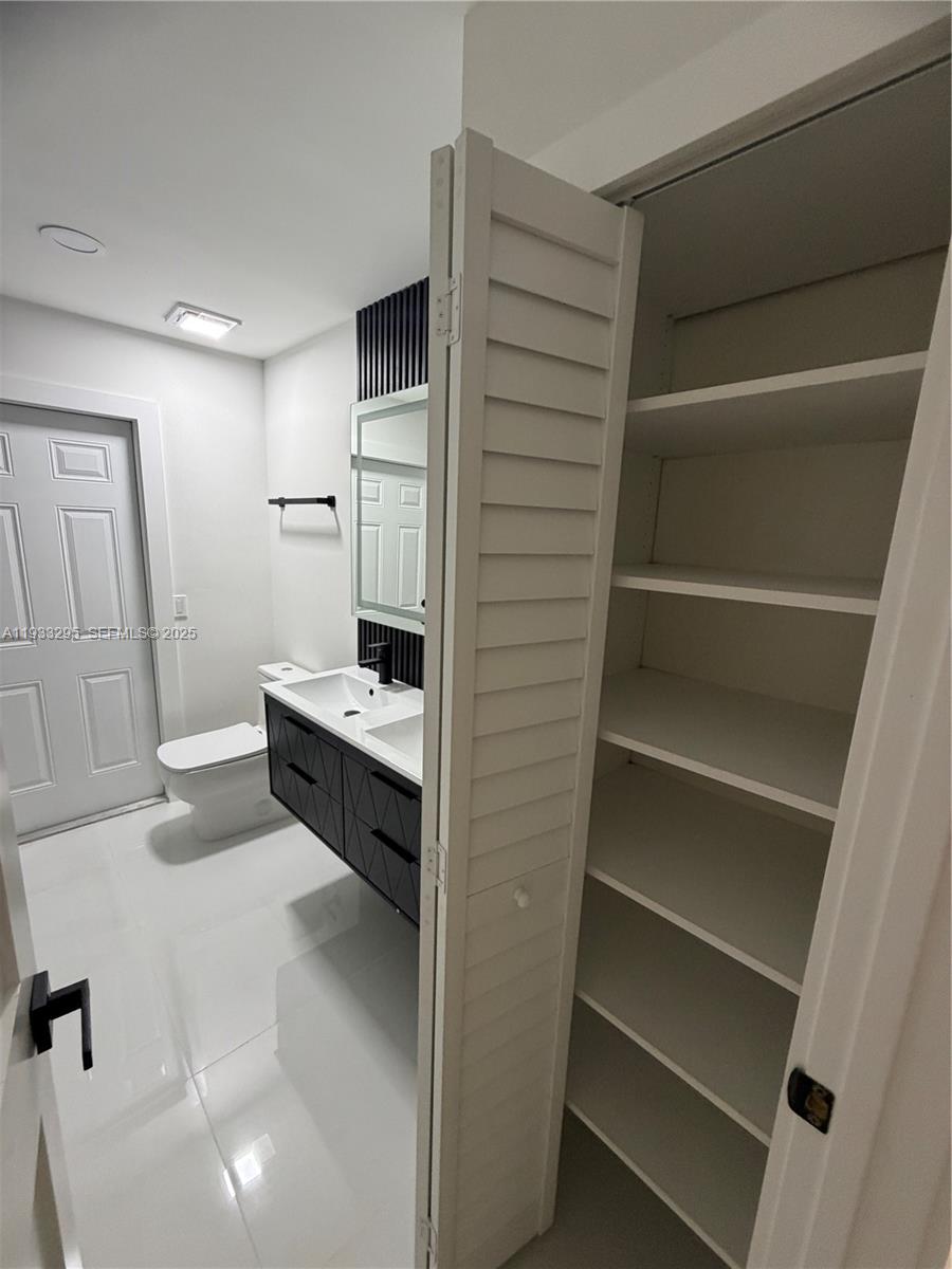 CYPRESS RUN - Residential