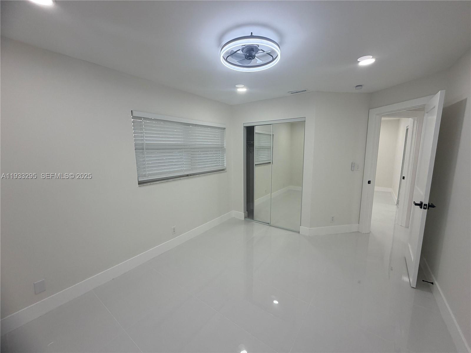 CYPRESS RUN - Residential