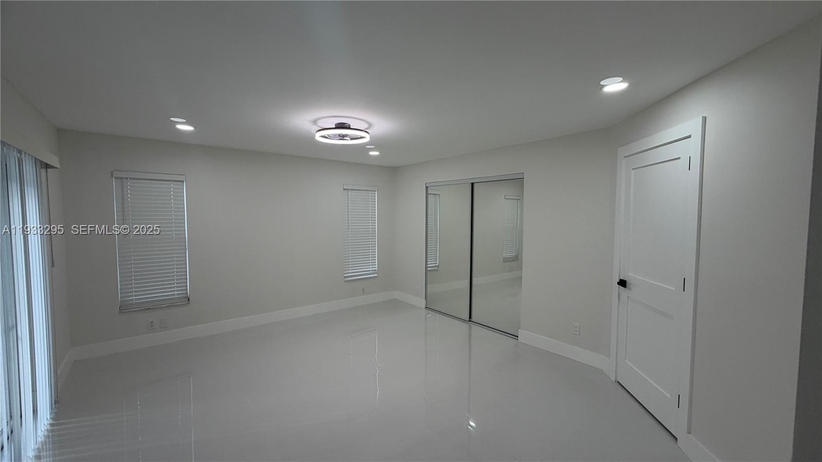 CYPRESS RUN - Residential