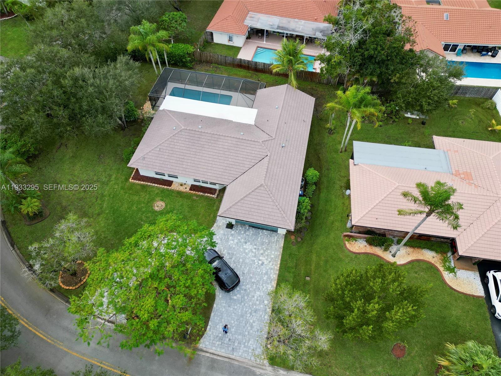 CYPRESS RUN - Residential