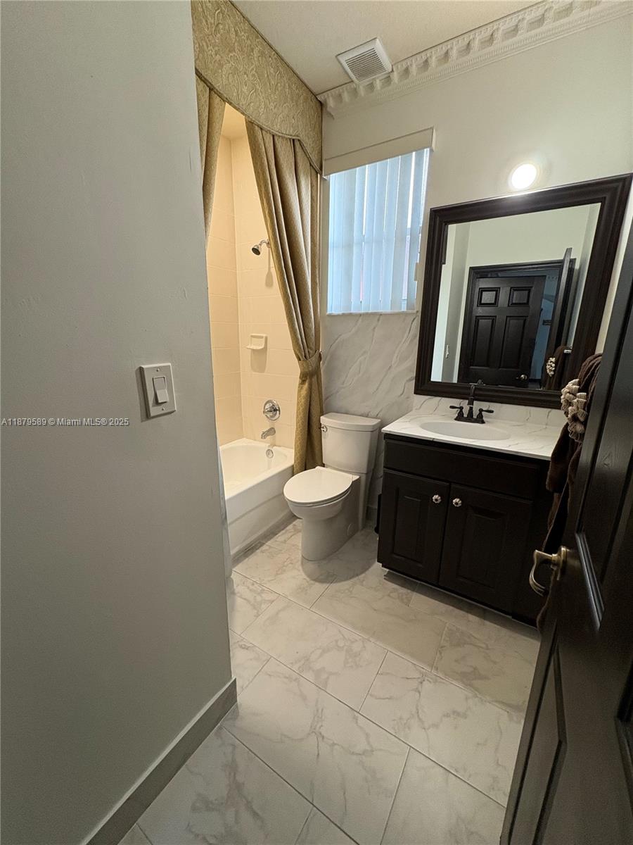 CENTURY GARDENS VILLAS - Residential Lease