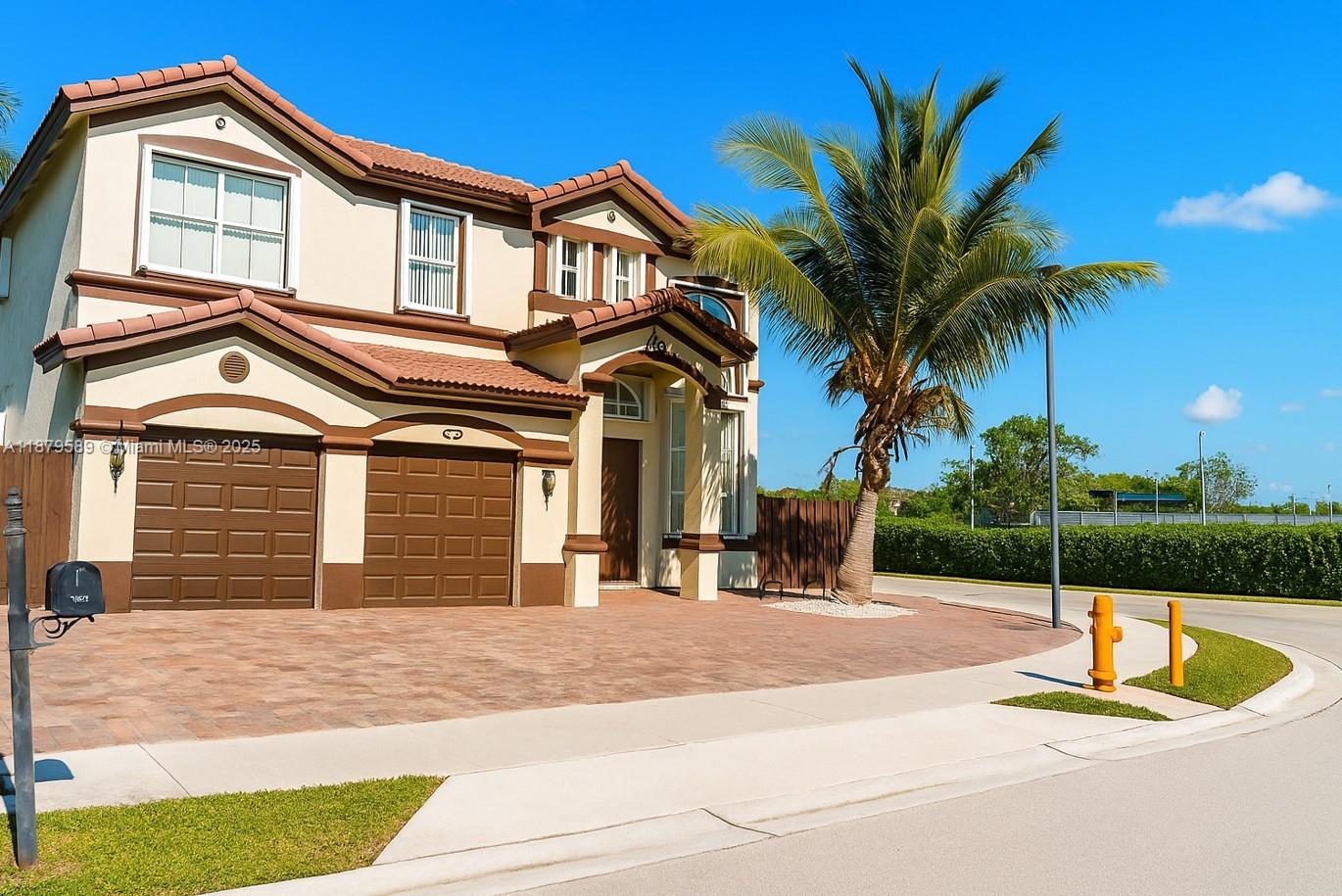 CENTURY GARDENS VILLAS - Residential Lease