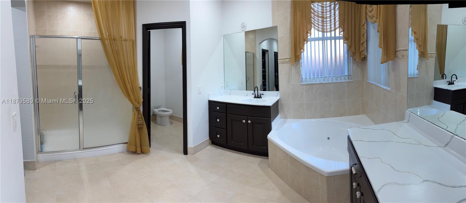 CENTURY GARDENS VILLAS - Residential Lease