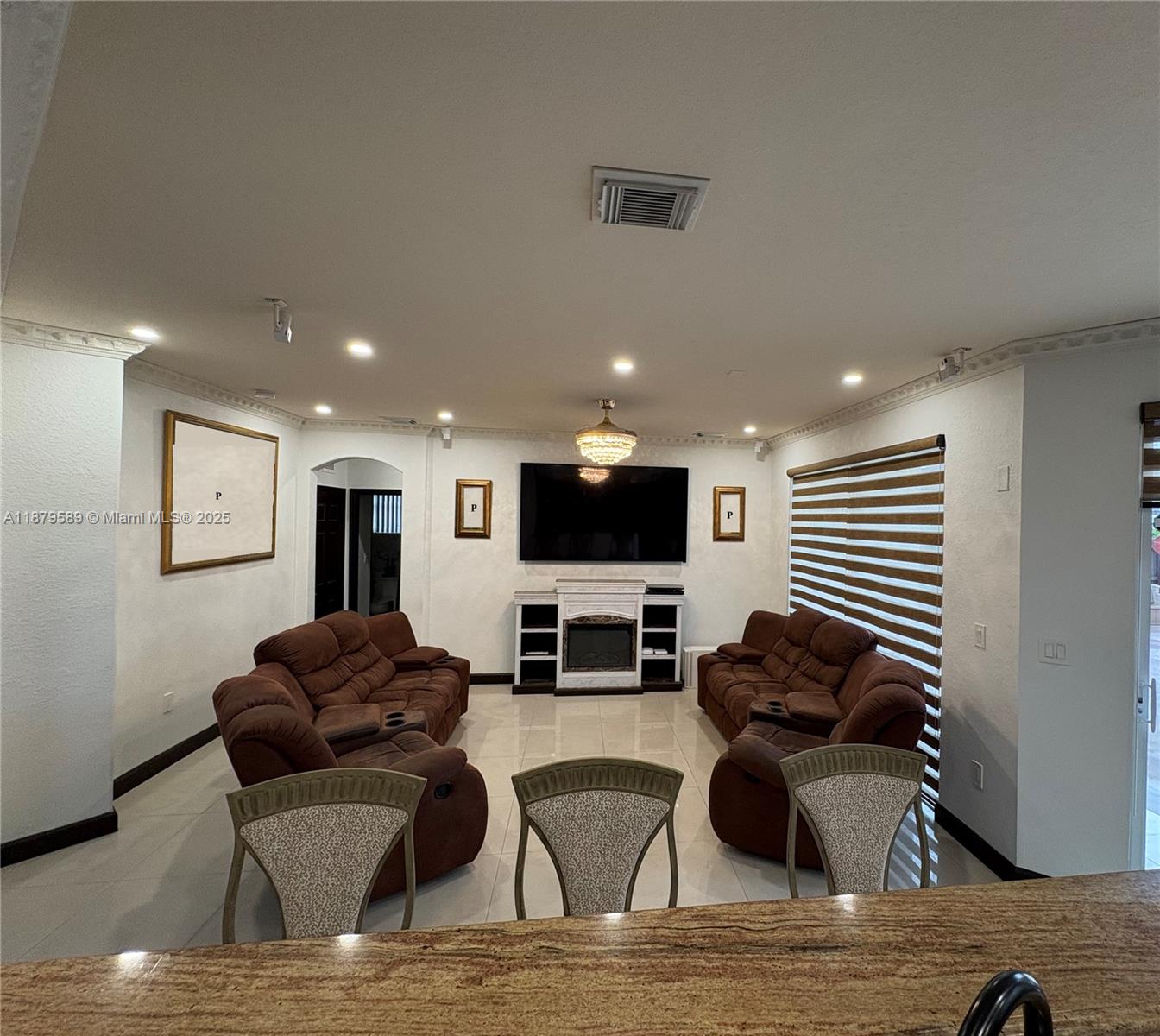 CENTURY GARDENS VILLAS - Residential Lease