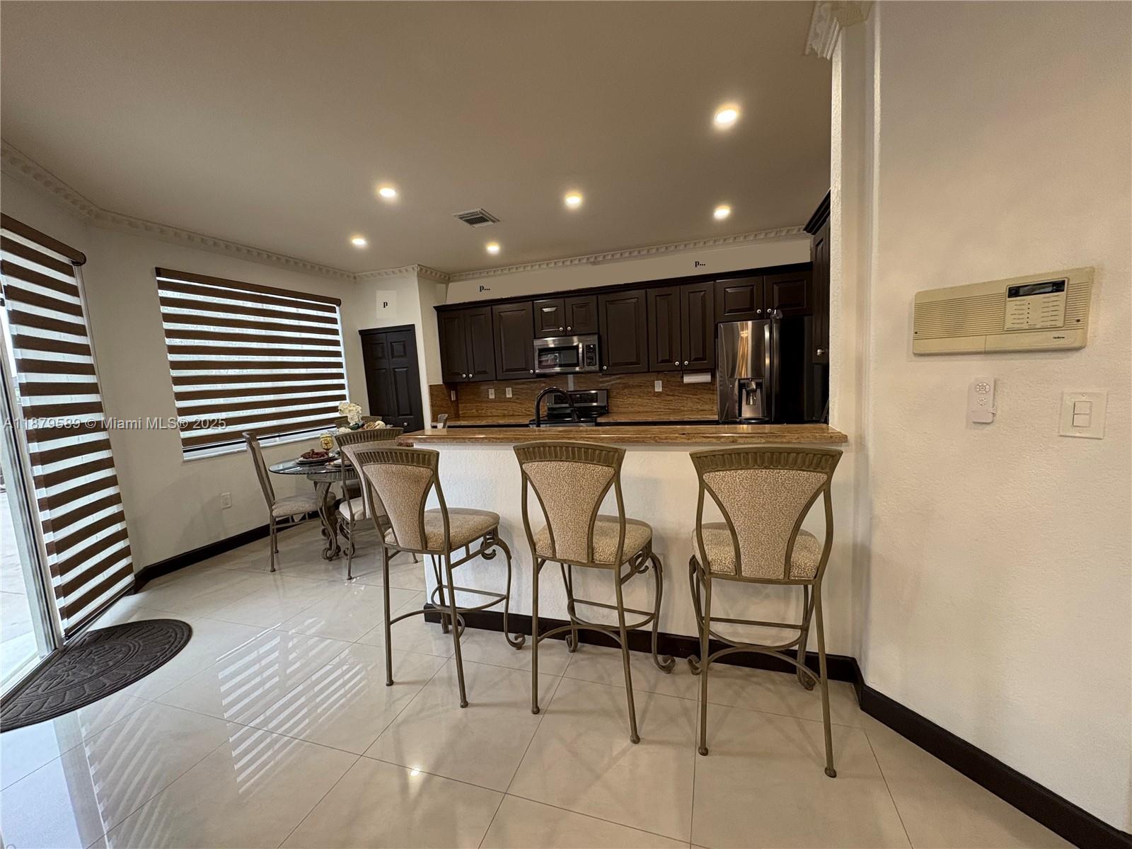 CENTURY GARDENS VILLAS - Residential Lease