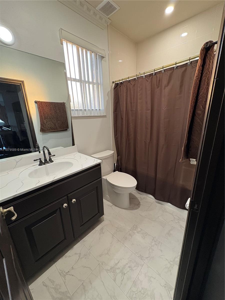 CENTURY GARDENS VILLAS - Residential Lease