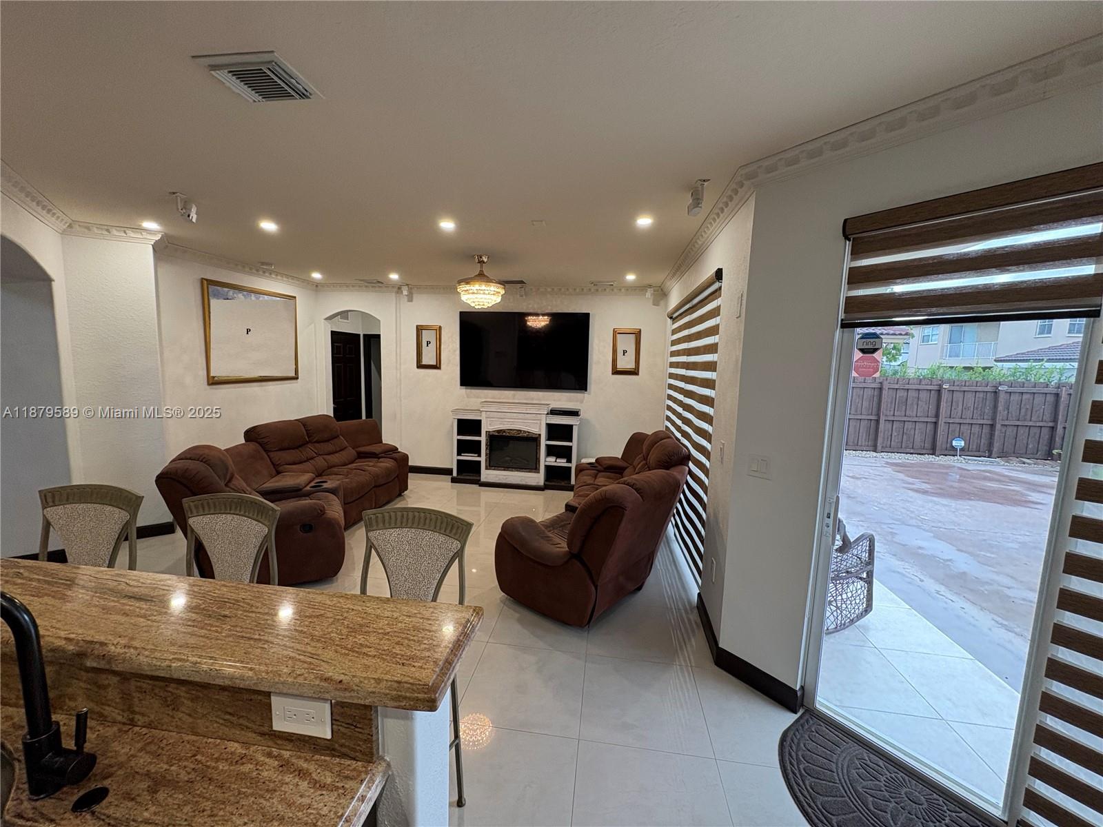 CENTURY GARDENS VILLAS - Residential Lease