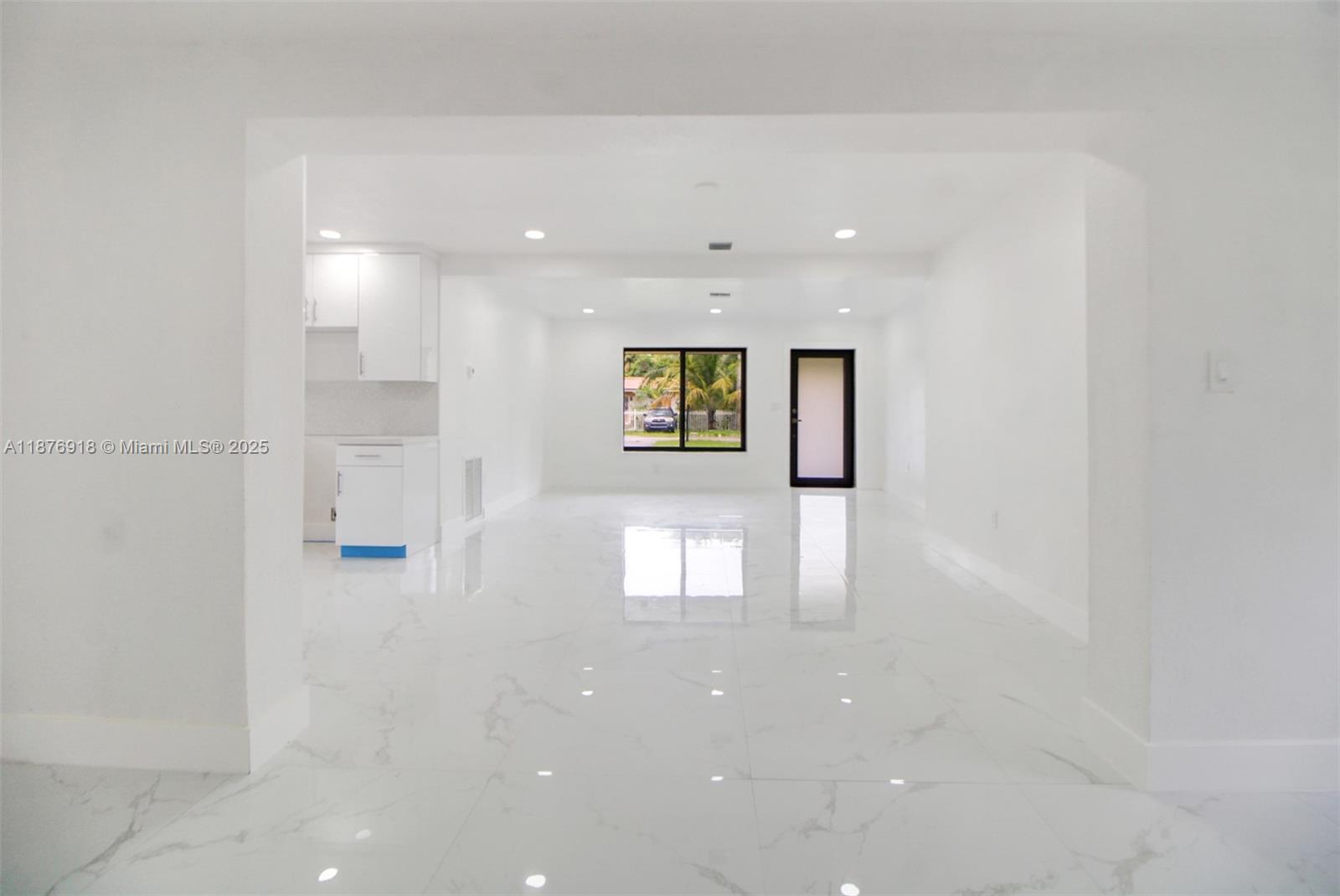 NORTH MIAMI HEIGHTS - Residential