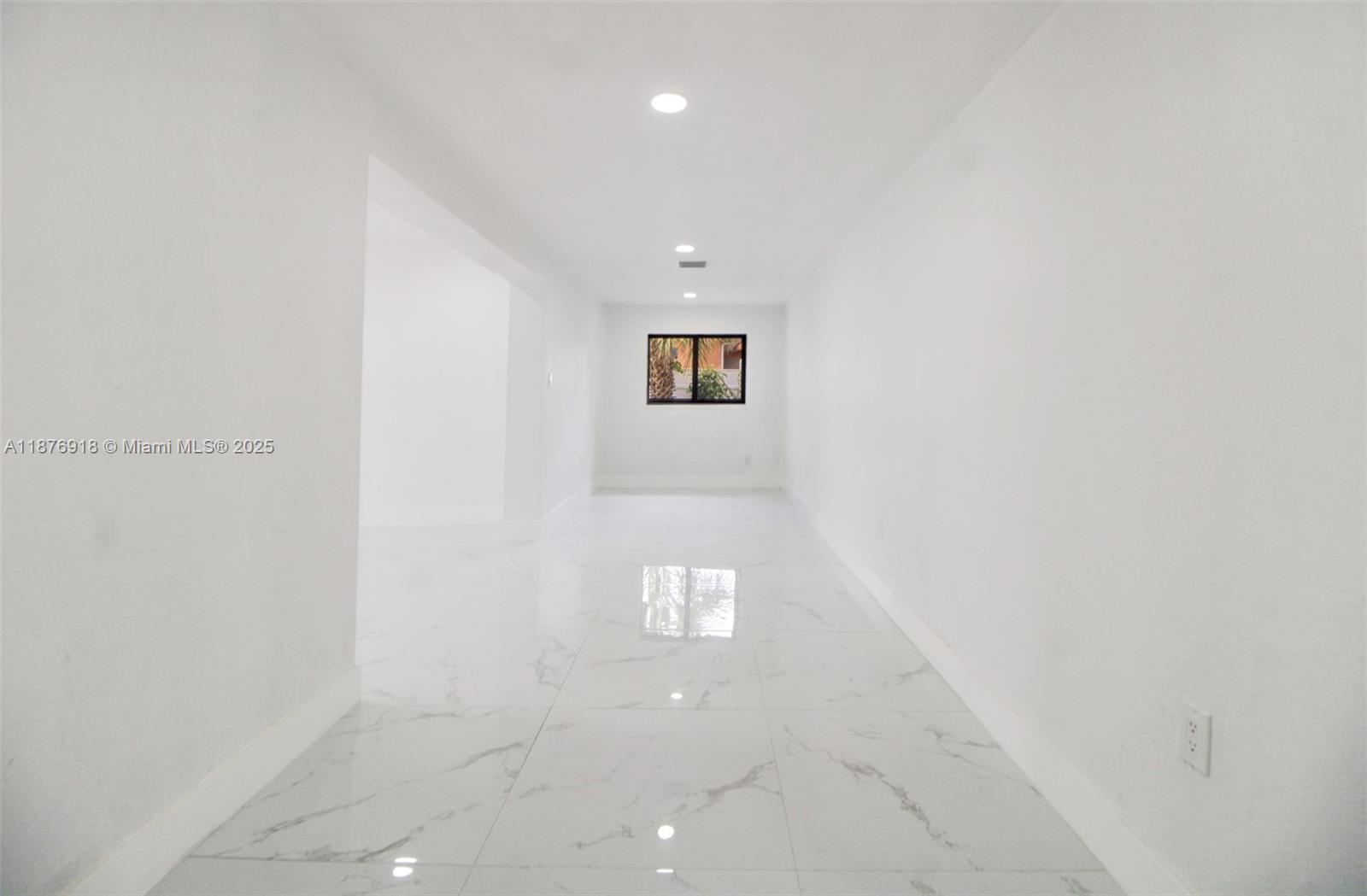 NORTH MIAMI HEIGHTS - Residential