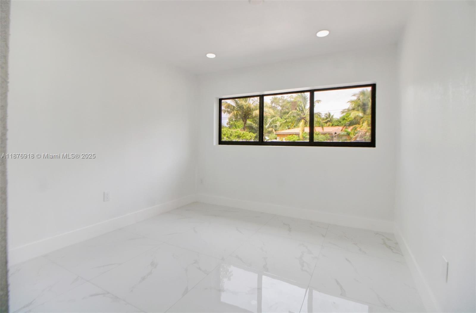 NORTH MIAMI HEIGHTS - Residential