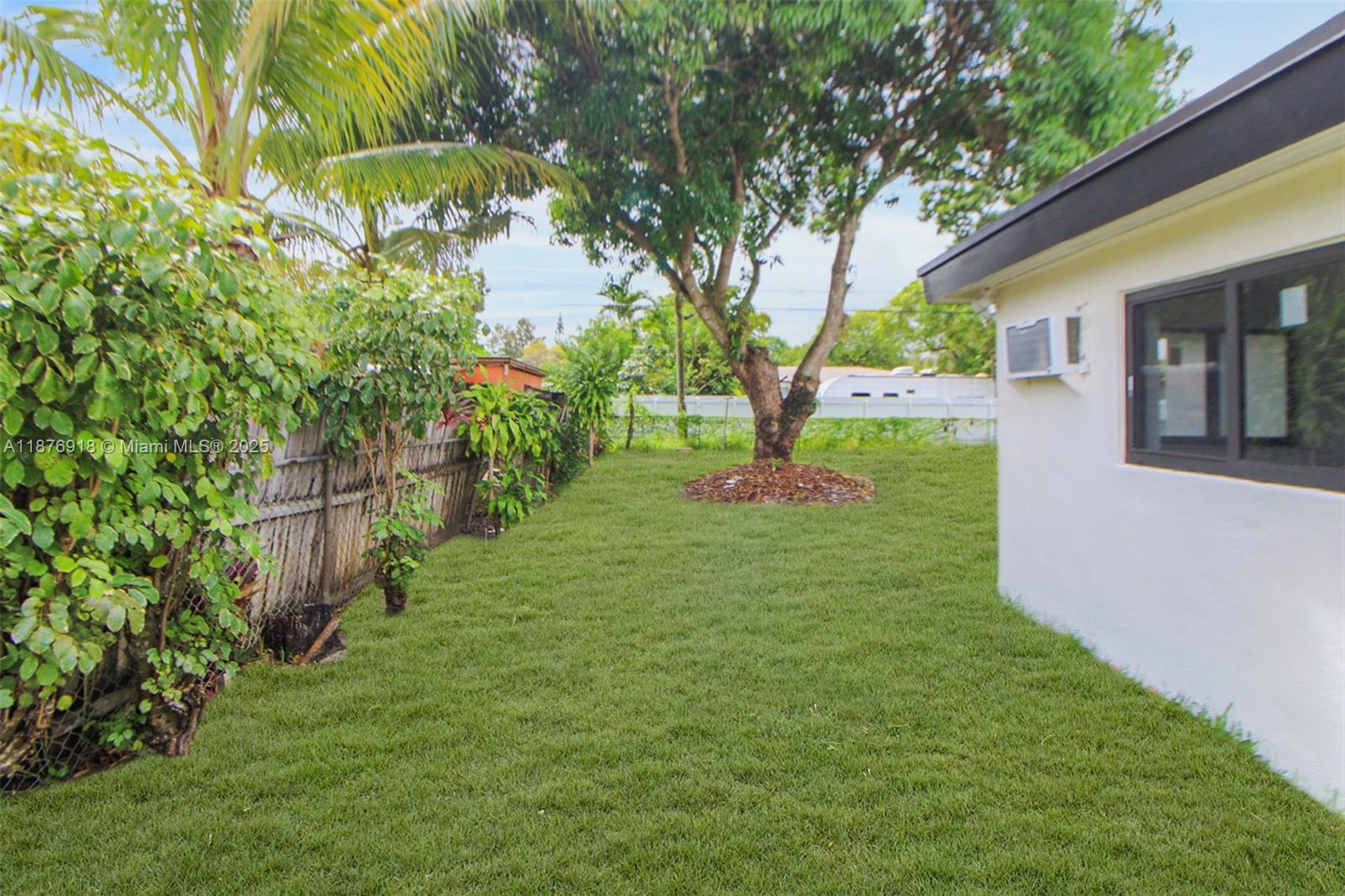 NORTH MIAMI HEIGHTS - Residential