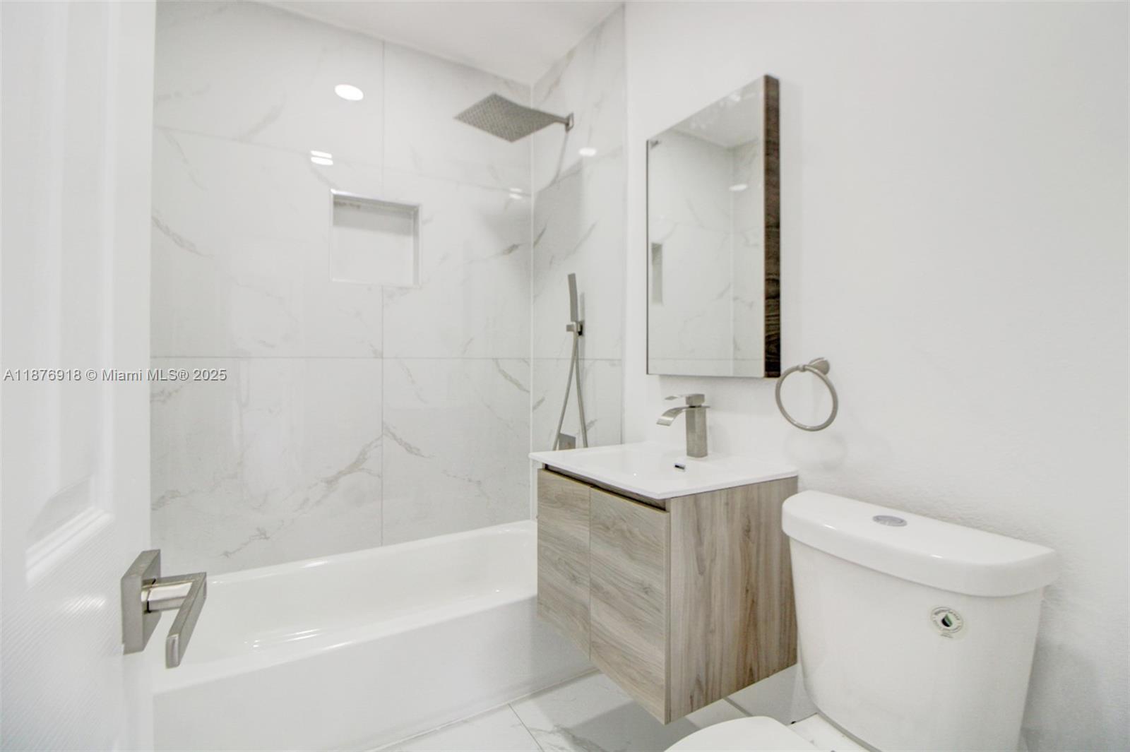 NORTH MIAMI HEIGHTS - Residential