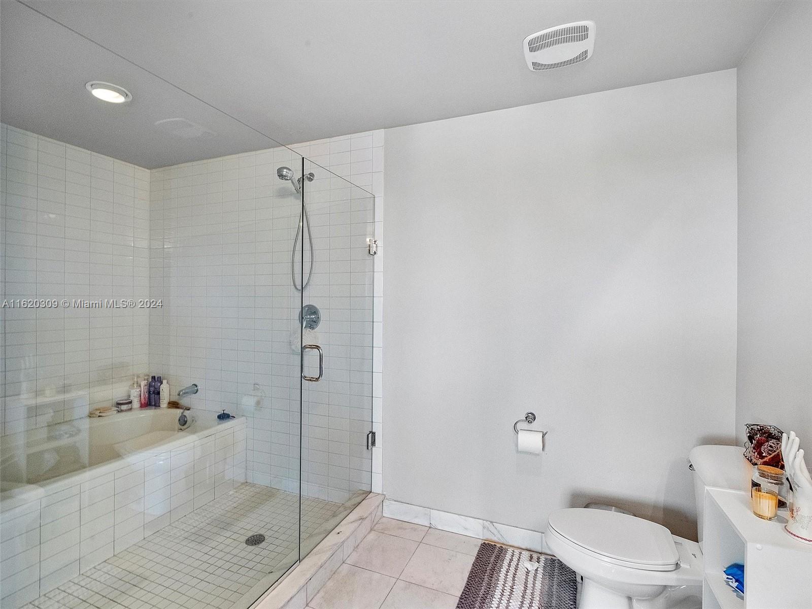 MARINABLUE CONDO - Residential