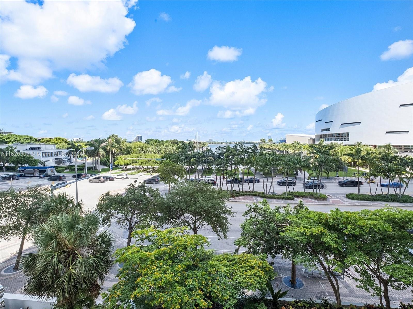 MARINABLUE CONDO - Residential