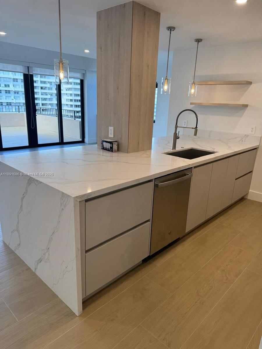 KEY COLONY NO 2 CONDO - Residential Lease