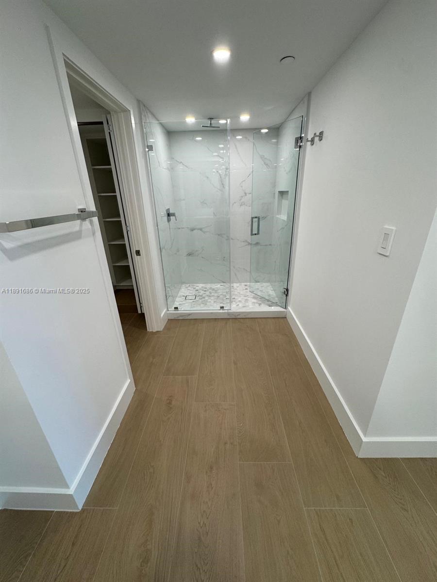 KEY COLONY NO 2 CONDO - Residential Lease