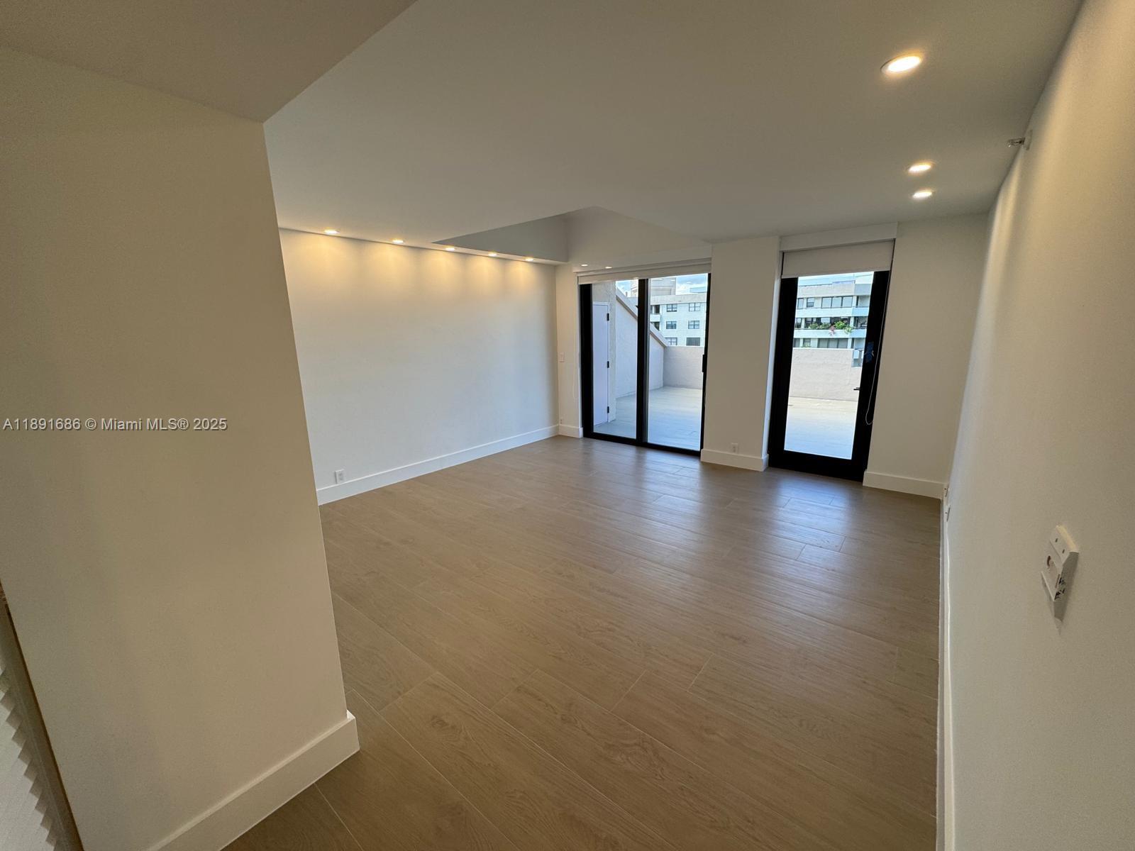 KEY COLONY NO 2 CONDO - Residential Lease