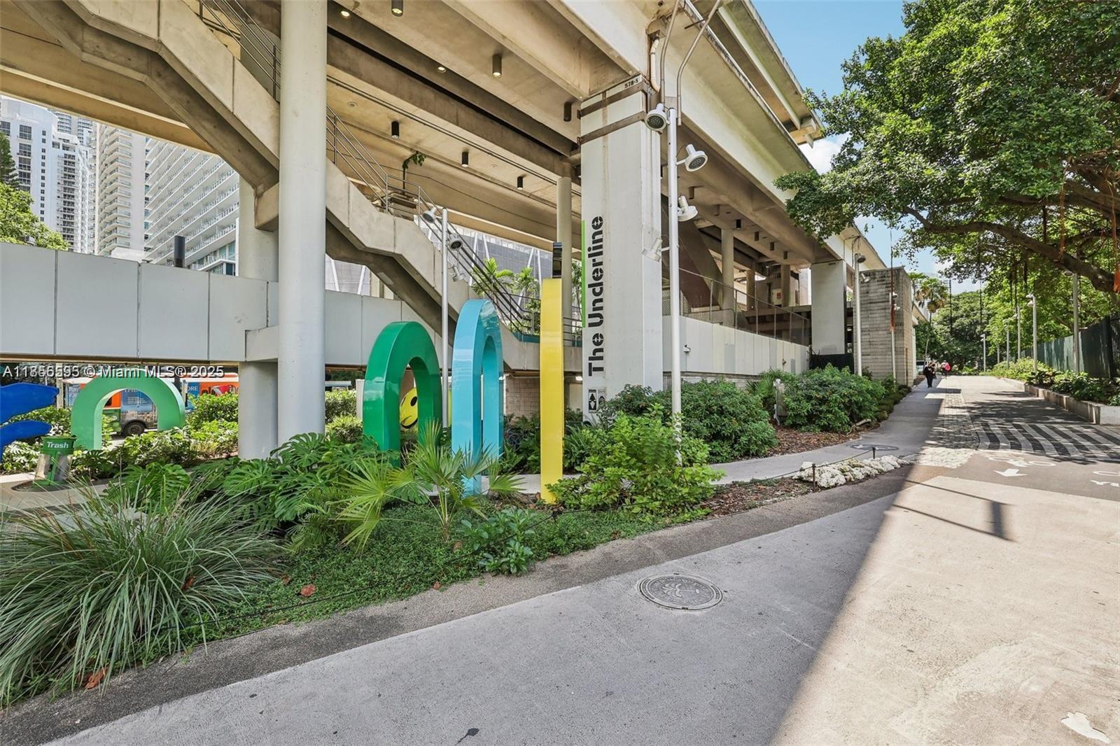 398 NE 5TH STREET CONDO - Residential