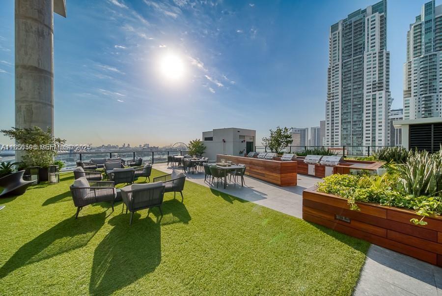 398 NE 5TH STREET CONDO - Residential