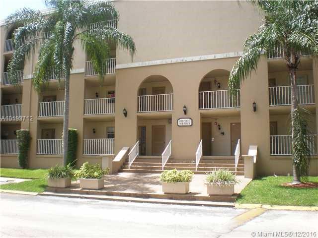 1 BEDROOM AND 1 BATHROOM CLOSE TO SHOPPING, RESTAURANTS AND BROWARD COLLEGE.