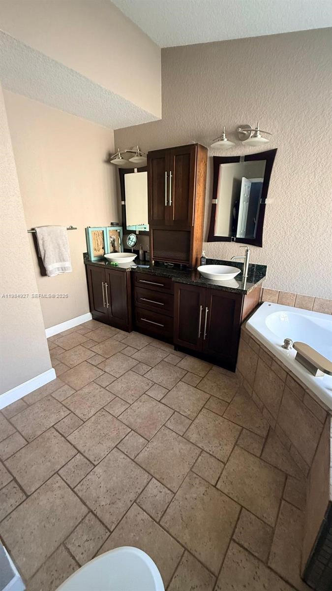 PEMBROKE FALLS PHASE 2 - Residential