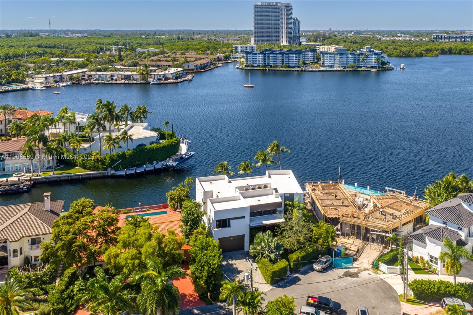 EASTERN SHORES - Residential