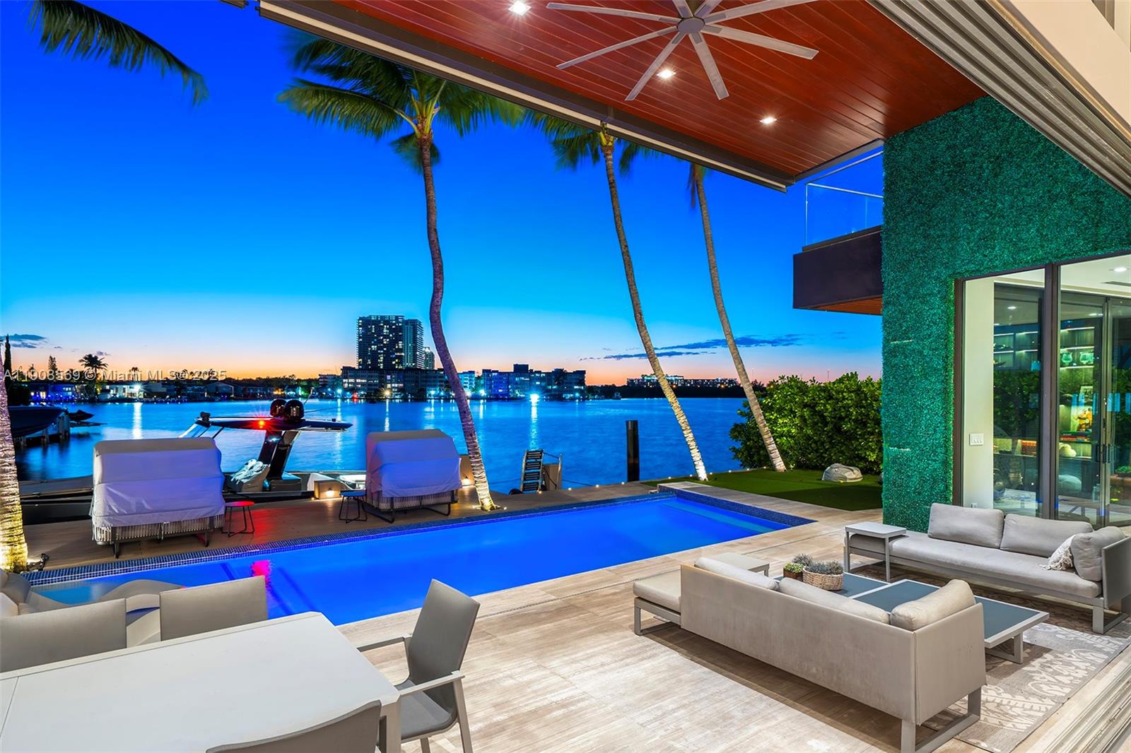 EASTERN SHORES - Residential