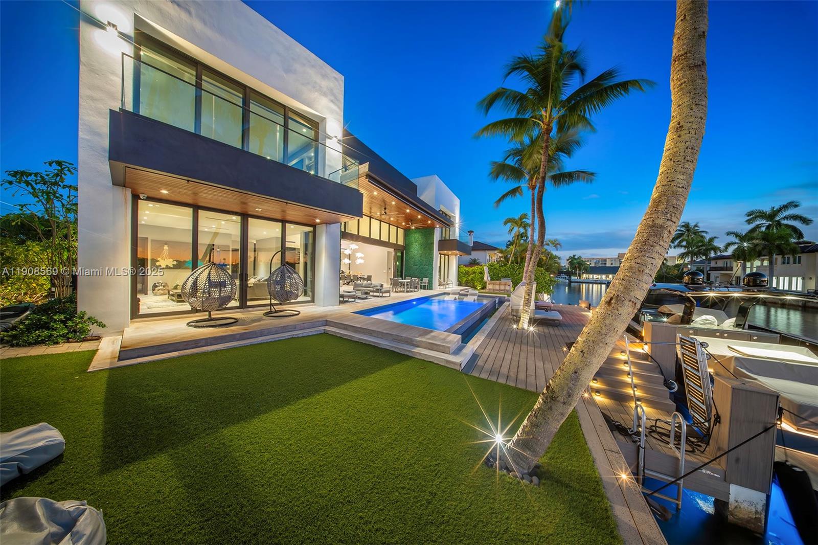 EASTERN SHORES - Residential