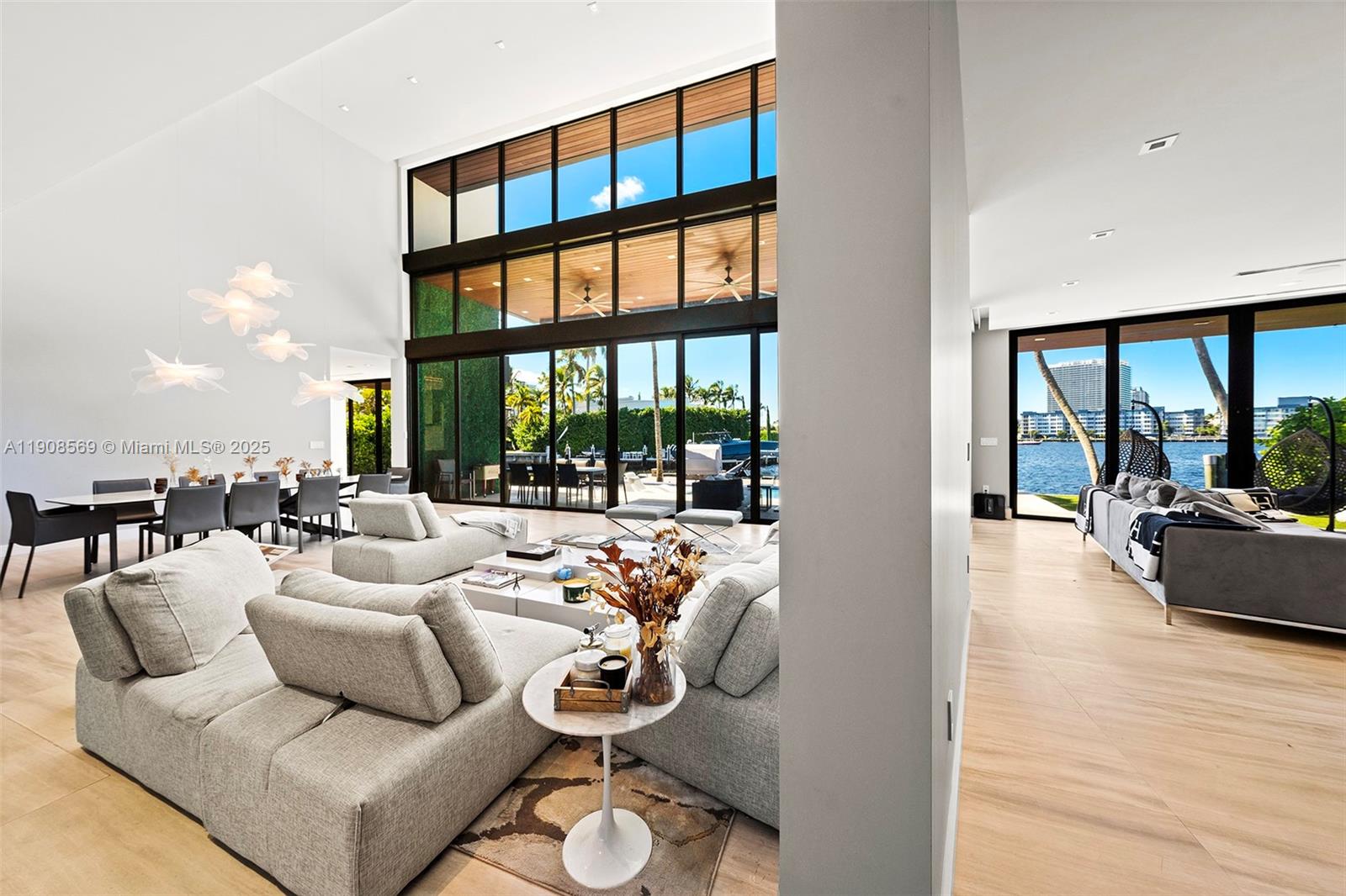 EASTERN SHORES - Residential