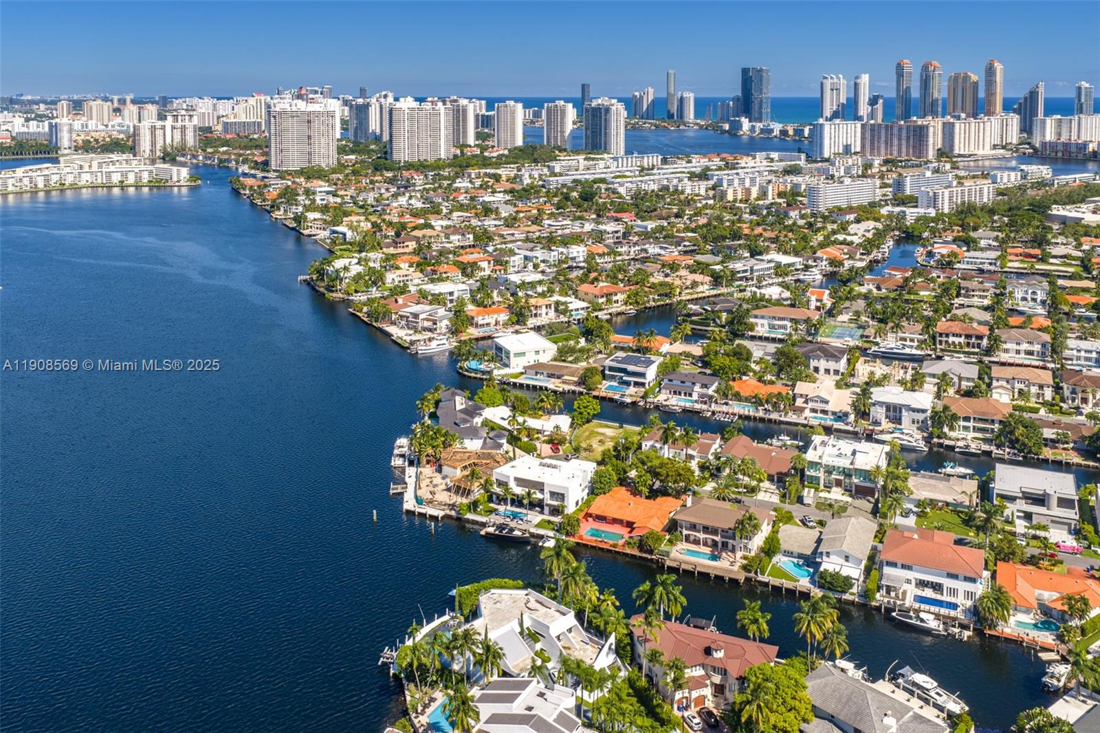 EASTERN SHORES - Residential