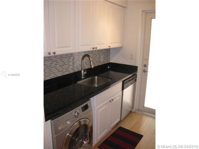 1035 MERIDIAN CONDO - Residential Lease