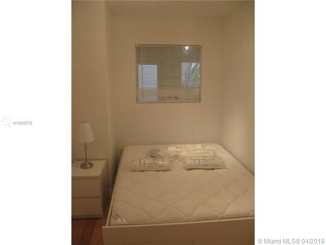 1035 MERIDIAN CONDO - Residential Lease