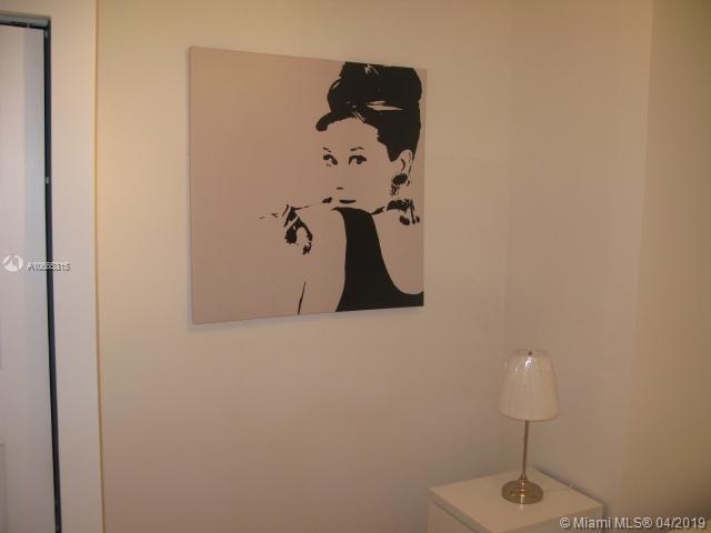 1035 MERIDIAN CONDO - Residential Lease