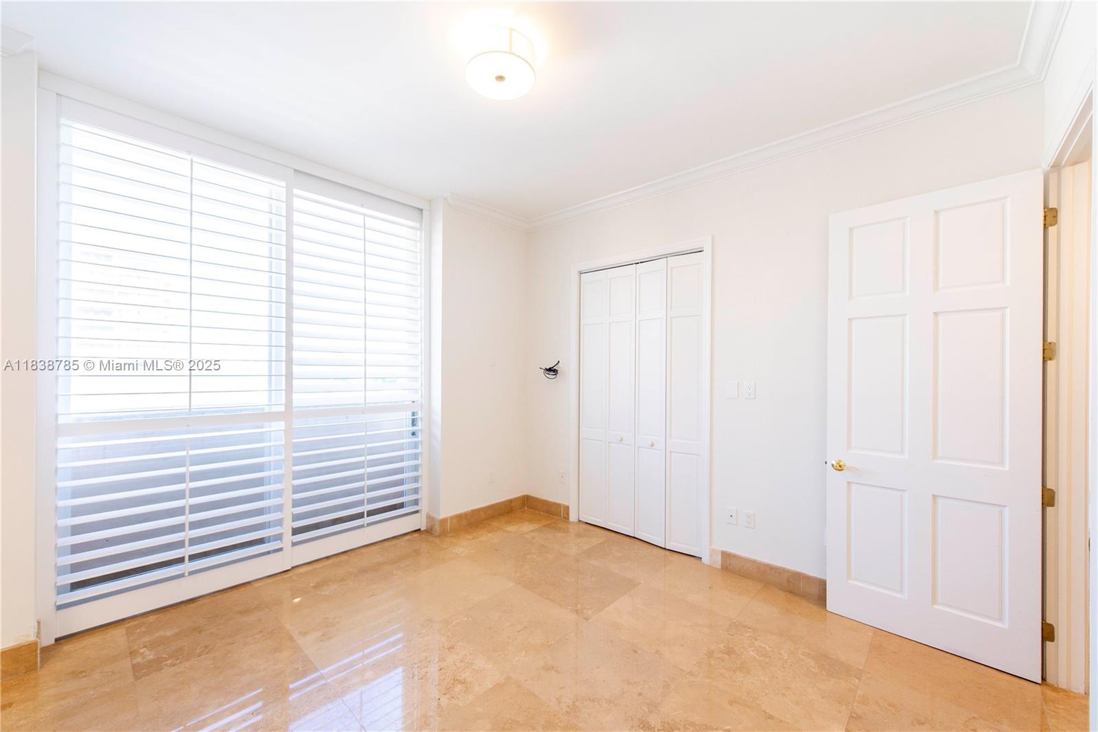 GABLES ON THE GREEN CONDO - Residential Lease