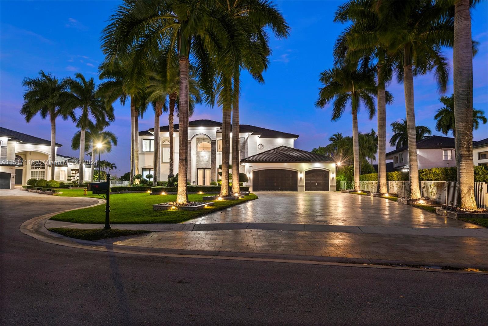 SUNSET LAKES PLAT TWO - Residential