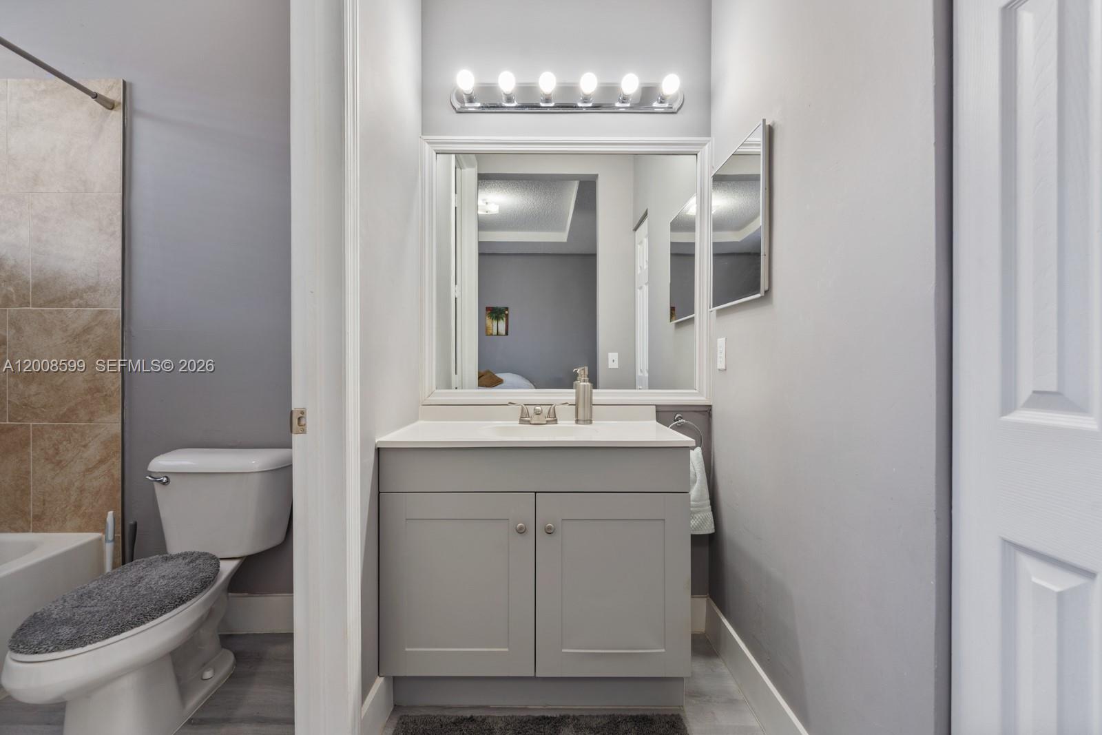 MARBELLA BAY - Residential