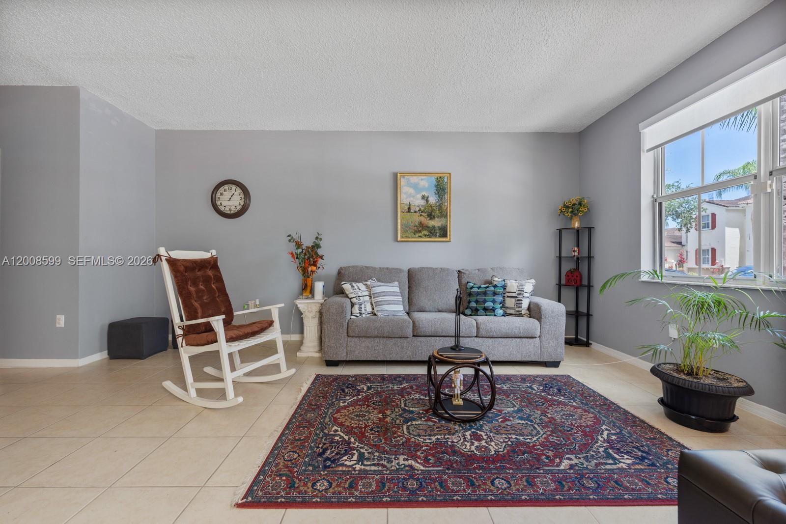 MARBELLA BAY - Residential