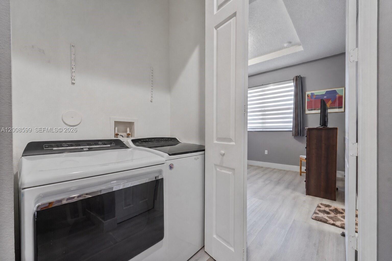 MARBELLA BAY - Residential